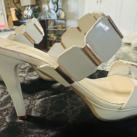 Simms White Pump Sandals - BRAND NEW! NEVER WORN Size 9 - Picture 12 of 16